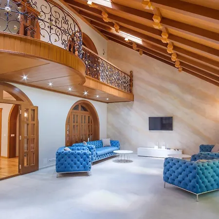度假居 Castelul De Piatra Păltiniş