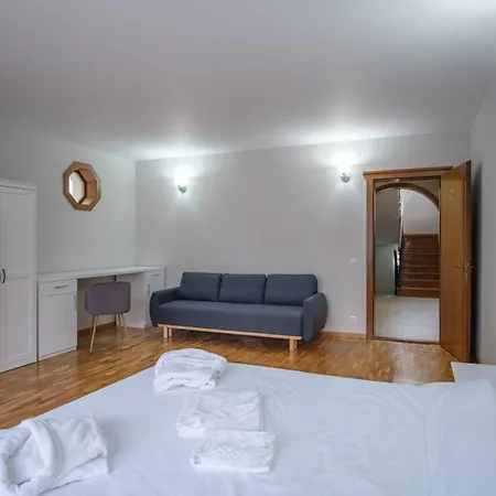 Castelul De Piatra 度假居 *